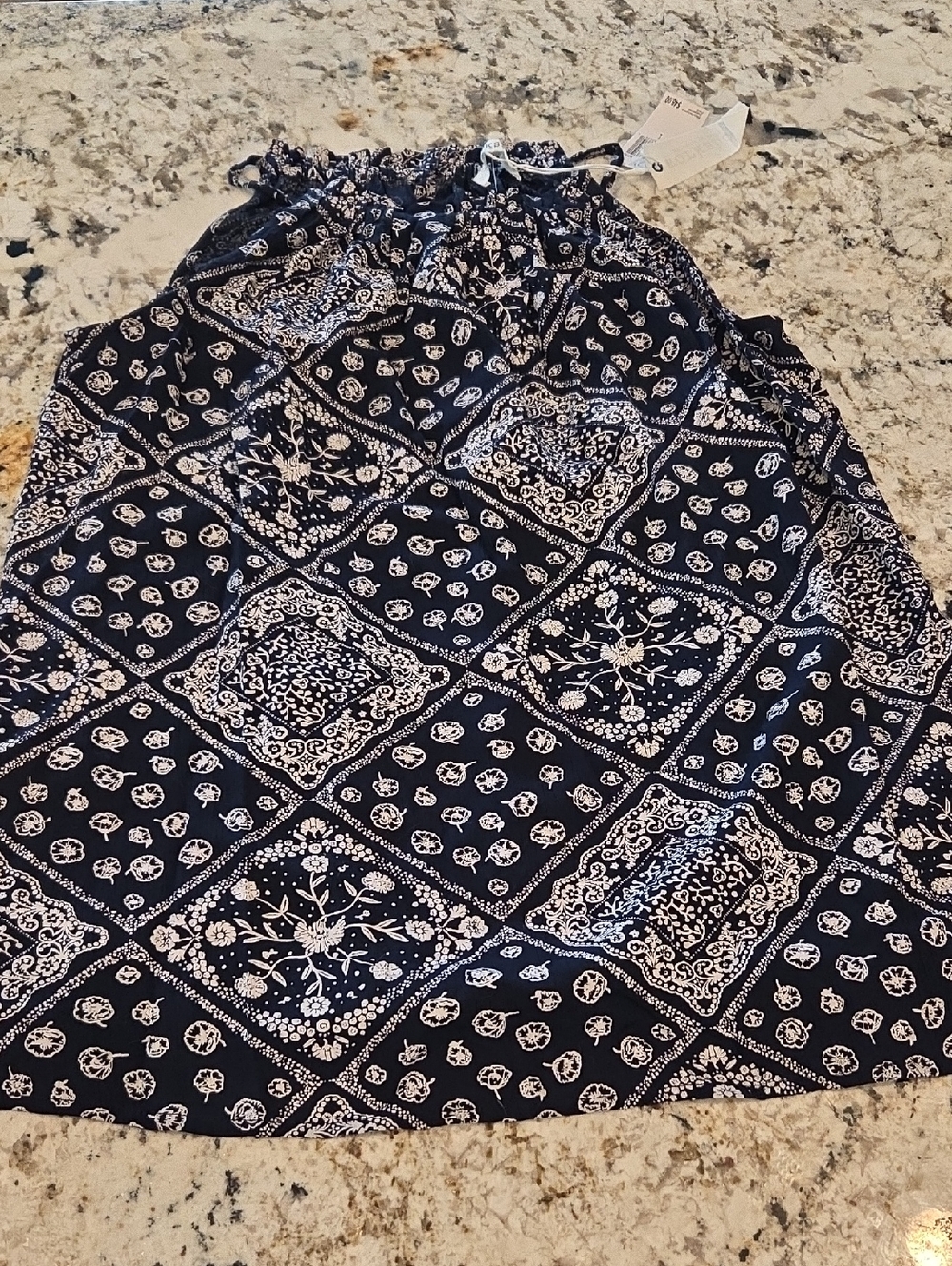 Workshop Republic Clothing Black And White Sleeveless Blouse